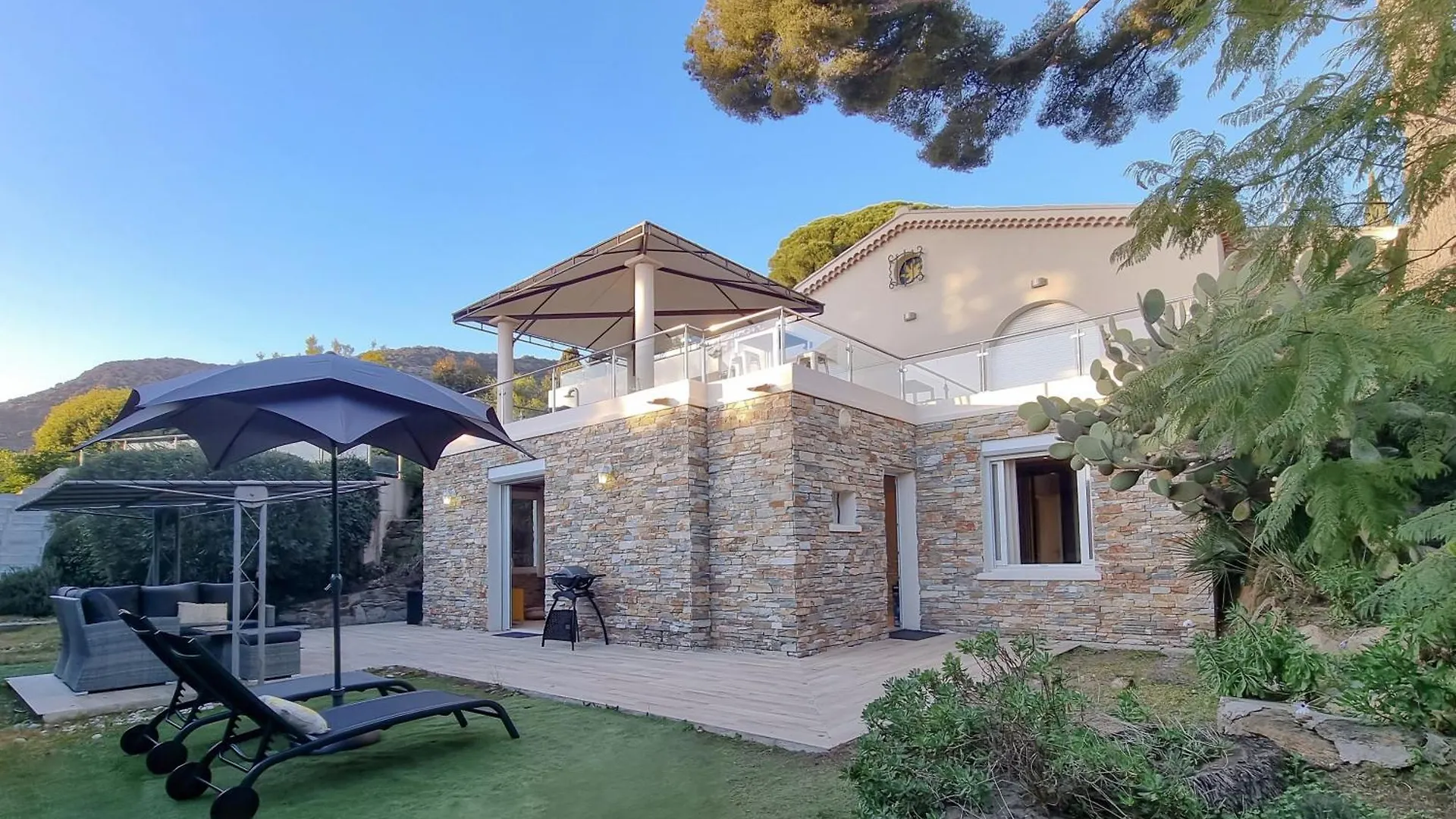 Villa Domaine Du Soleil, Vue Mer Avec Piscine Le Lavandou