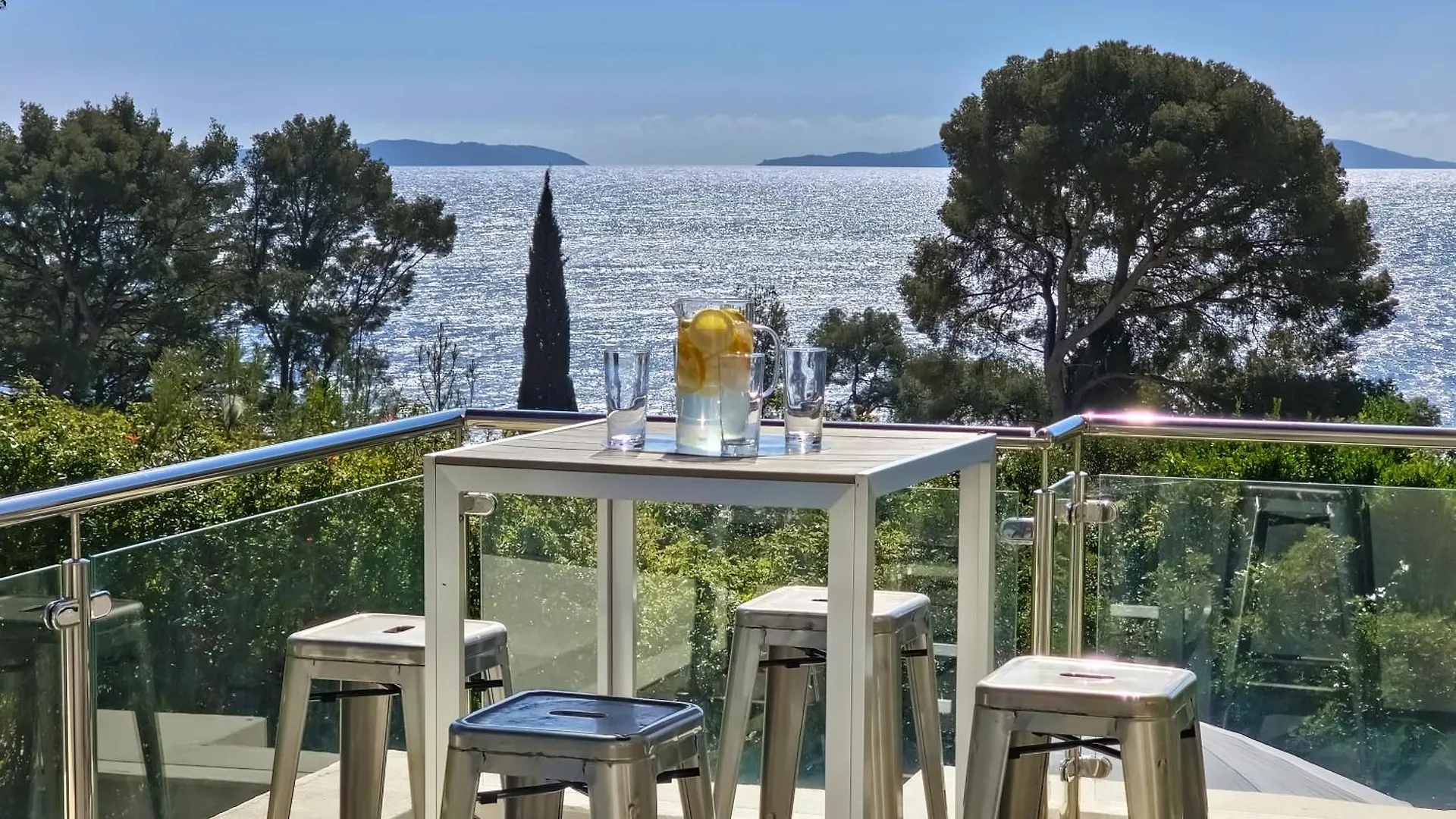 Villa Domaine Du Soleil, Vue Mer Avec Piscine Le Lavandou