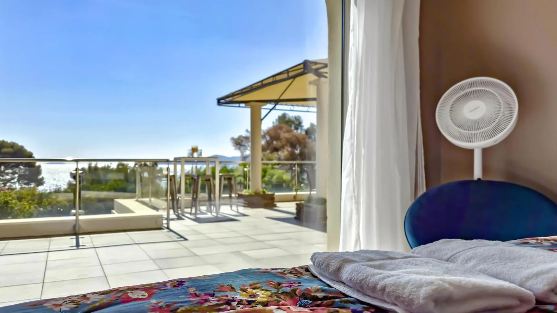 Villa Domaine Du Soleil, Vue Mer Avec Piscine Le Lavandou 0*,